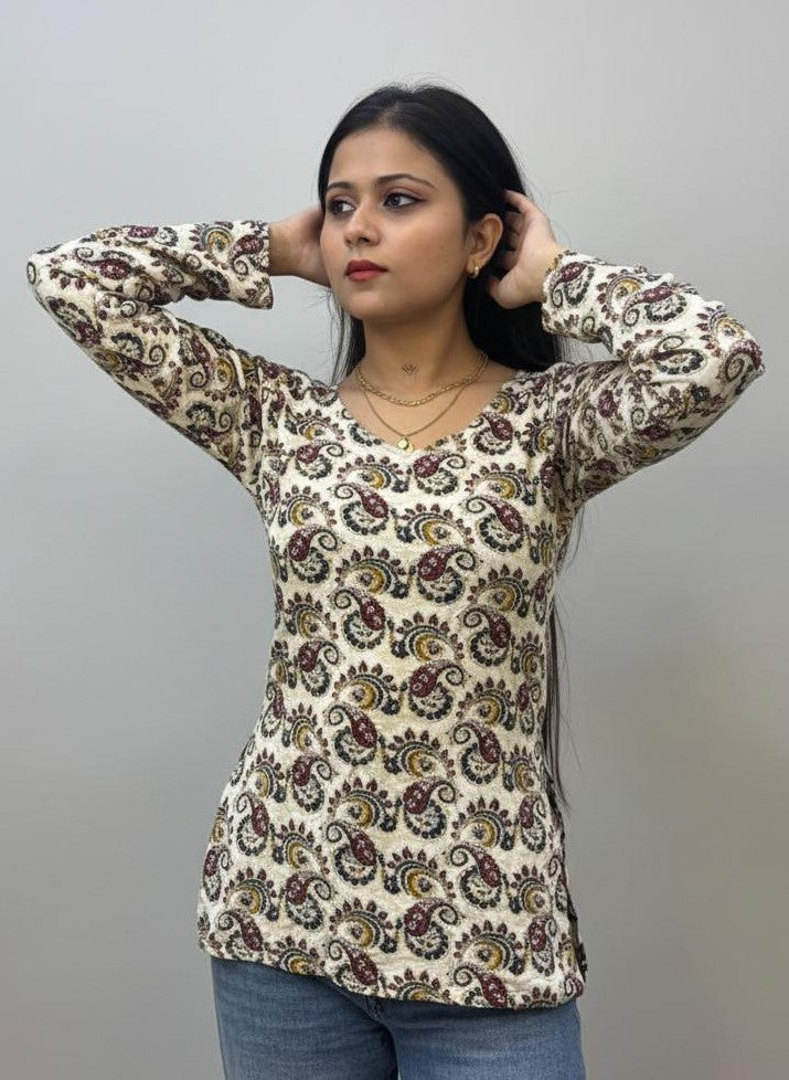 Kashvi Kairi - Kurti Top