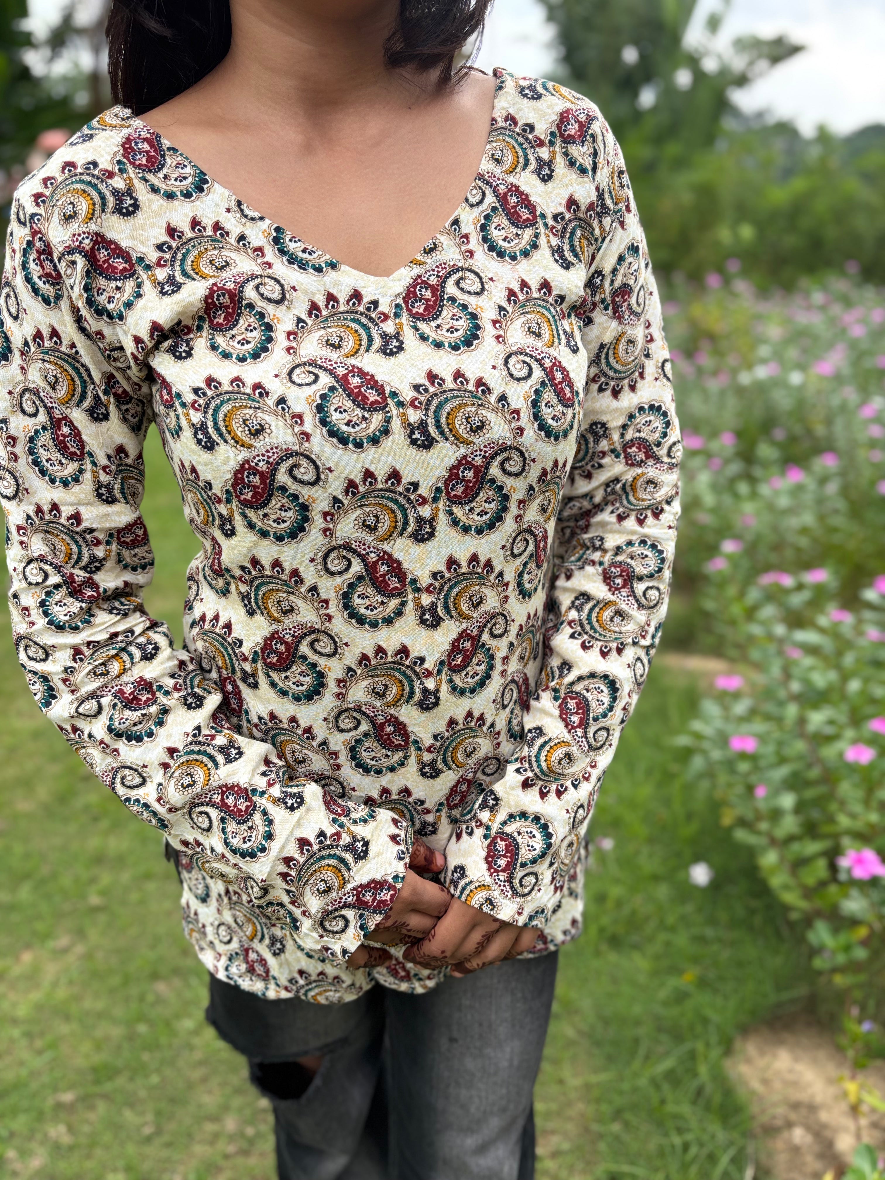 Kashvi Kairi - Kurti Top