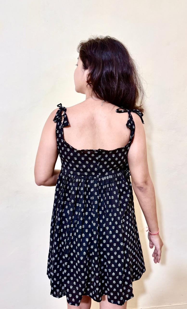 Shyāmā – Black Printed Cotton Mini Dress with Tie-Up Straps